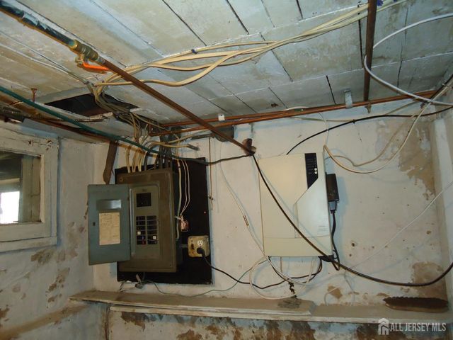 720 Mary Street, Perth Amboy, NJ 08861