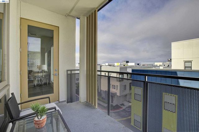 3512 3512 Vision Cmn 401, Fremont, CA 94538