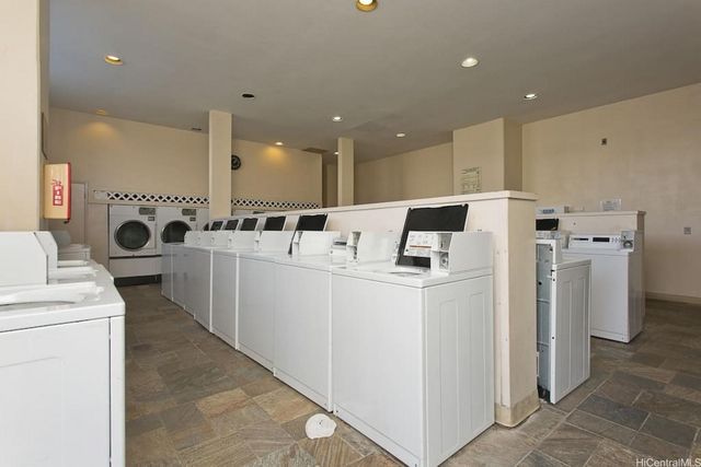 2240 Kuhio Avenue 3202, Honolulu, HI 96815