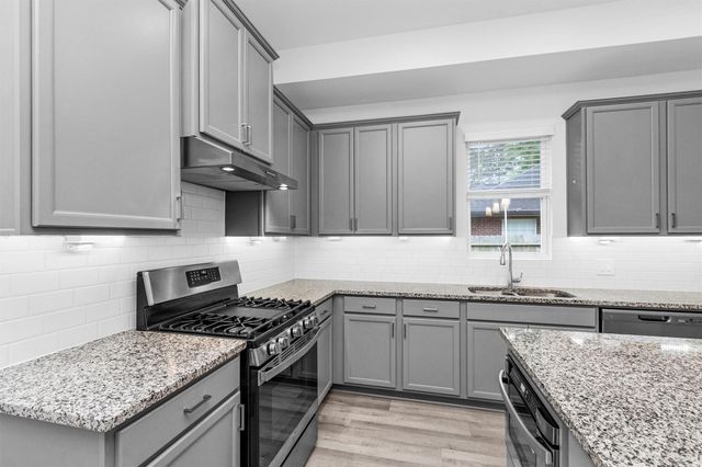 29019 Pine Forest Drive, Magnolia, TX 77355