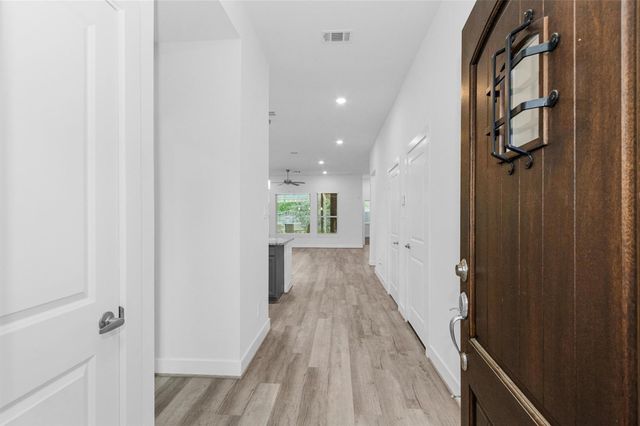 29019 Pine Forest Drive, Magnolia, TX 77355