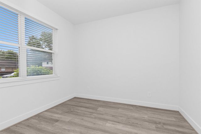 29019 Pine Forest Drive, Magnolia, TX 77355