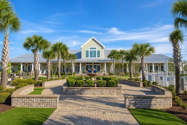 3053 Cross Vine Lane, Summerville, SC 29483