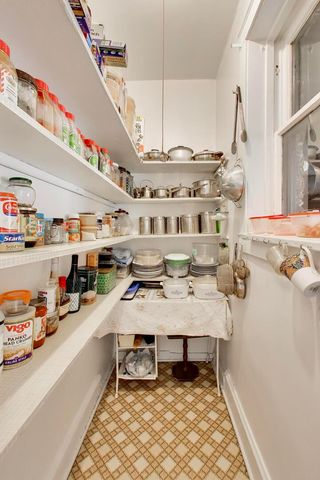 4925 N TROY Street, Chicago, IL 60625