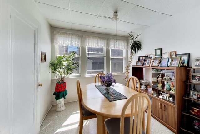 4925 N TROY Street, Chicago, IL 60625