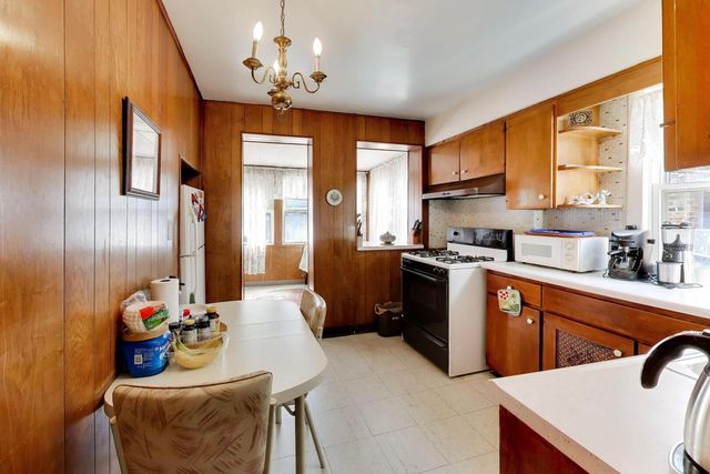 4925 N TROY Street, Chicago, IL 60625