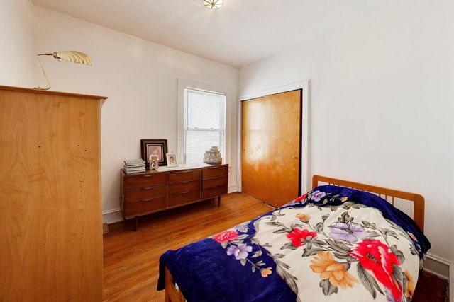 4925 N TROY Street, Chicago, IL 60625