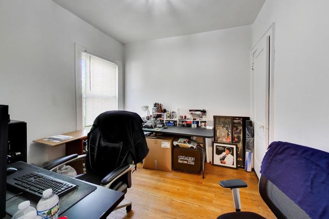 4925 N TROY Street, Chicago, IL 60625