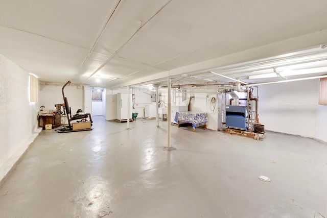 4925 N TROY Street, Chicago, IL 60625