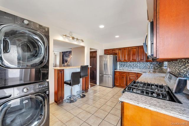 3247 Fairmount Avenue, Bronx, NY 10465