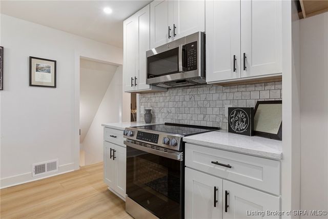 8245 CORYDON RIDGE Road, Lanesville, IN 47136