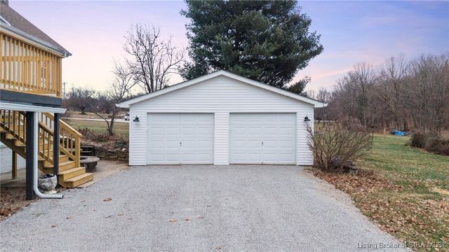 8245 CORYDON RIDGE Road, Lanesville, IN 47136