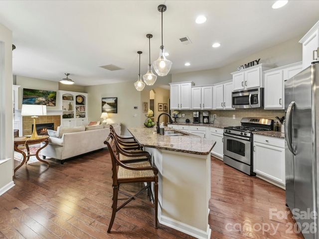 4415 Parkgate Drive, Matthews, NC 28105
