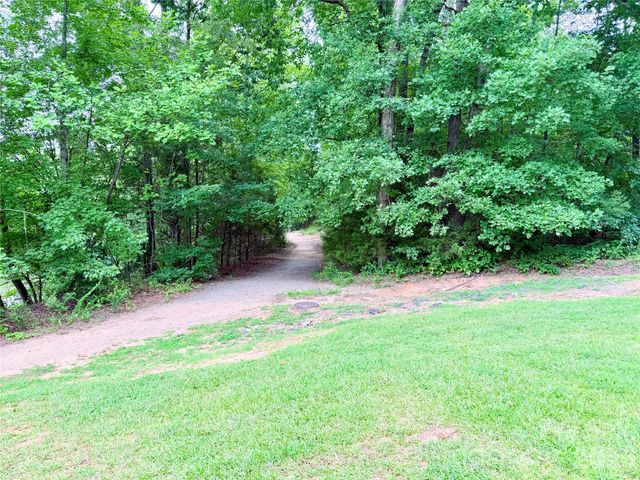 4415 Parkgate Drive, Matthews, NC 28105