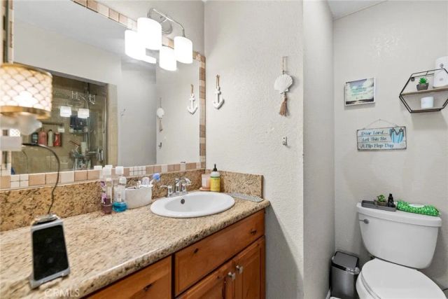 2066 Royalty, Pomona, CA 91767