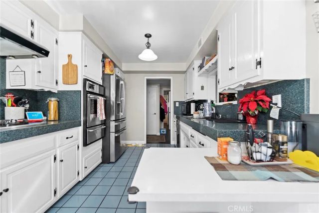 2066 Royalty, Pomona, CA 91767