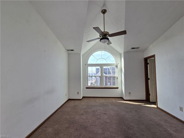 304 N College DR, Franklin, VA 23851