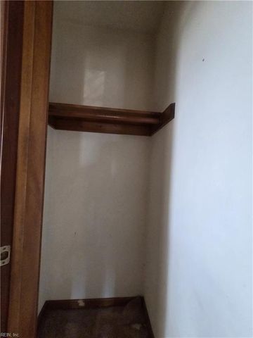 304 N College DR, Franklin, VA 23851