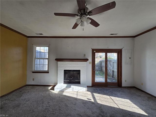 304 N College DR, Franklin, VA 23851