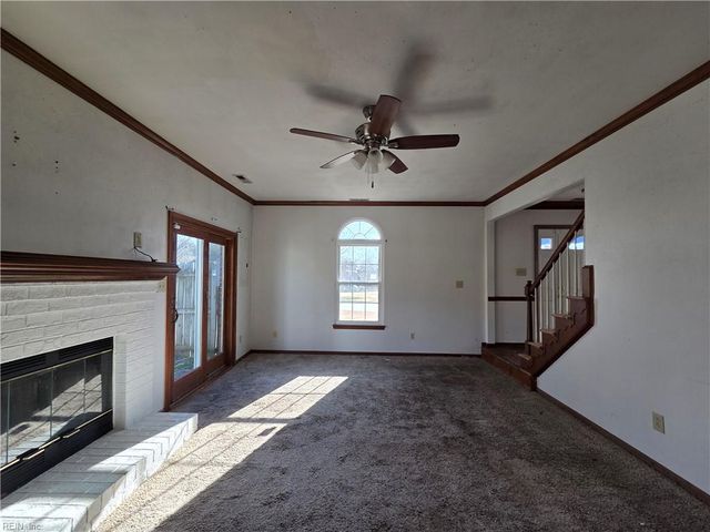 304 N College DR, Franklin, VA 23851