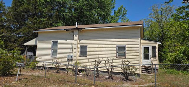 1218 Gordon Street, Camden, SC 29020