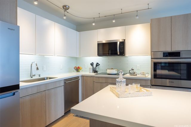 888 Kapiolani Boulevard 4101, Honolulu, HI 96813