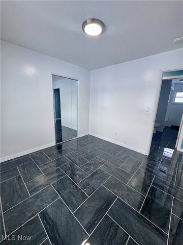 6180 Jamestown Drive, Parma, OH 44134