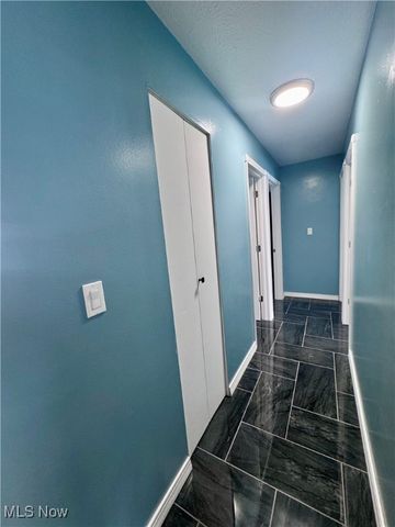 6180 Jamestown Drive, Parma, OH 44134