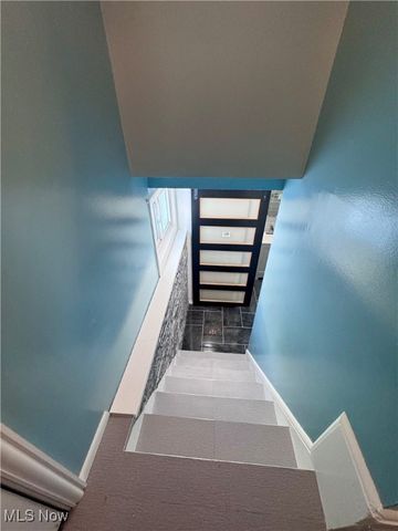 6180 Jamestown Drive, Parma, OH 44134