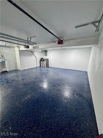 6180 Jamestown Drive, Parma, OH 44134