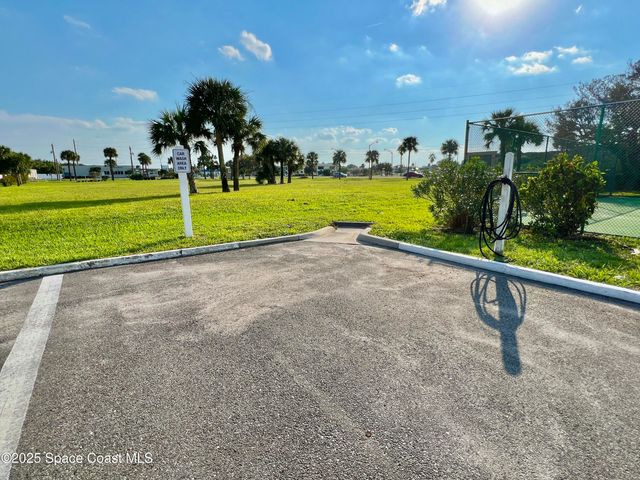 640 N Atlantic Avenue 3b, Cocoa Beach, FL 32931