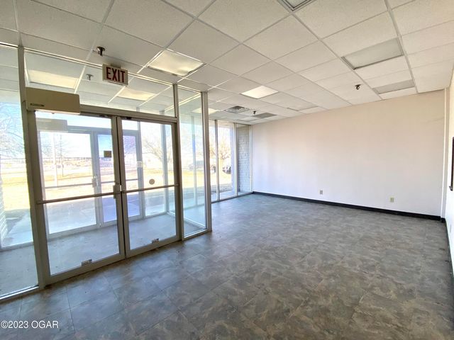 3001 Davis Boulevard, Office, Joplin, MO 64804