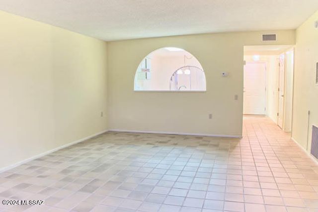 1118 W Calle Excelso, Green Valley, AZ 85614