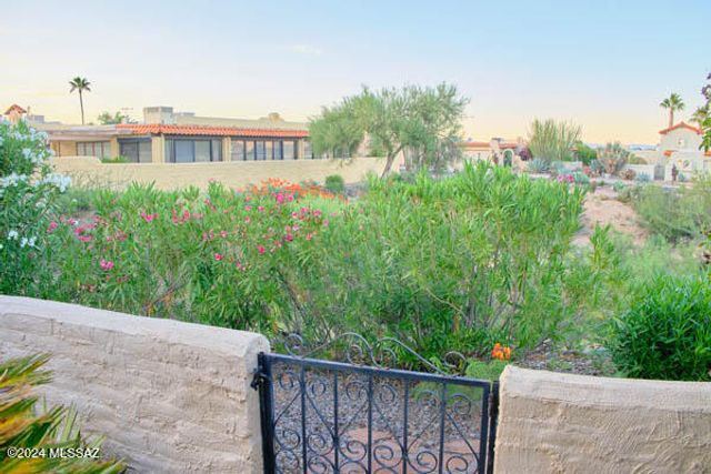 1118 W Calle Excelso, Green Valley, AZ 85614