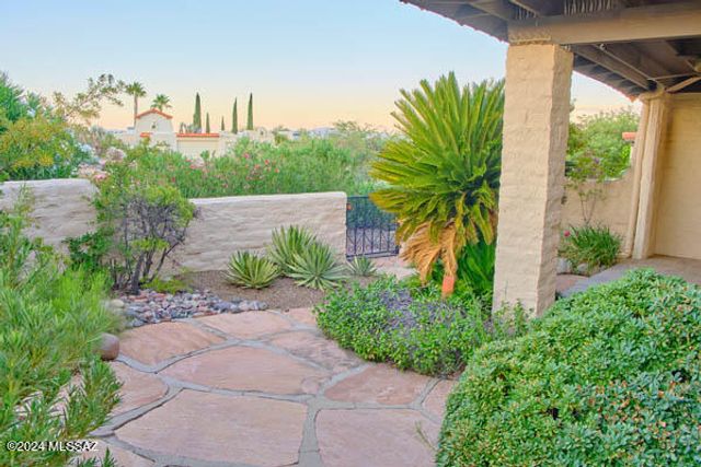 1118 W Calle Excelso, Green Valley, AZ 85614