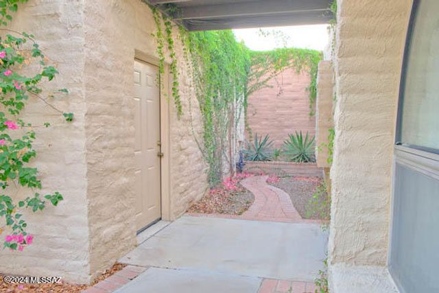 1118 W Calle Excelso, Green Valley, AZ 85614
