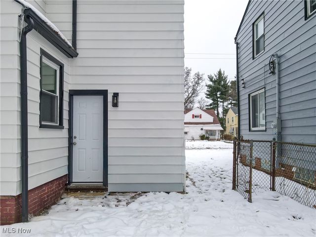 19408 Sunset Drive, Warrensville Heights, OH 44122