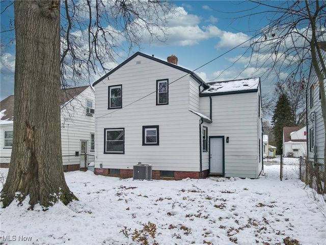 19408 Sunset Drive, Warrensville Heights, OH 44122