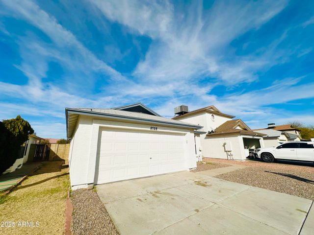 8728 W VALE Drive, Phoenix, AZ 85037