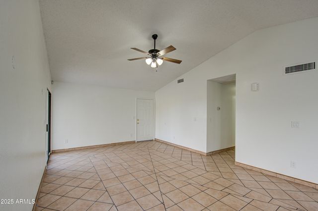 8728 W VALE Drive, Phoenix, AZ 85037