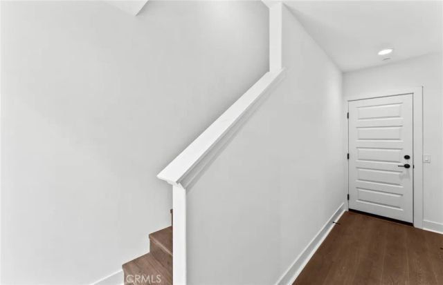 107 Sorrel Court, Burbank, CA 91506