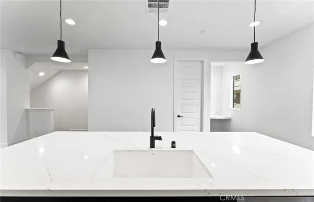 107 Sorrel Court, Burbank, CA 91506