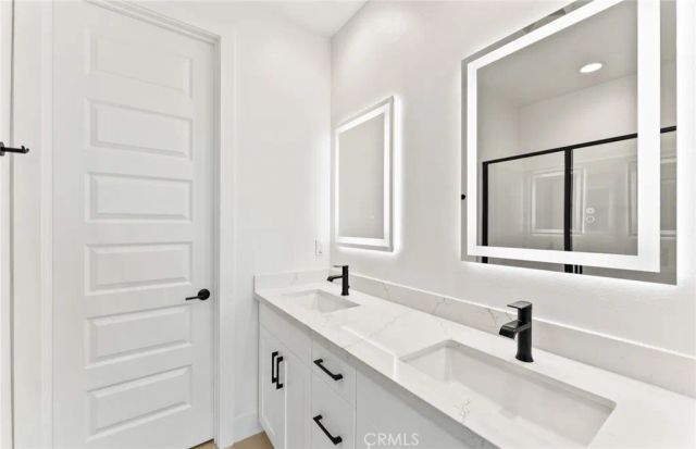 107 Sorrel Court, Burbank, CA 91506