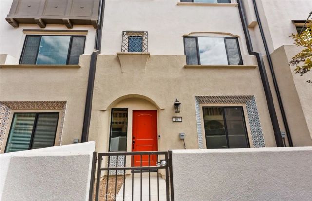 107 Sorrel Court, Burbank, CA 91506