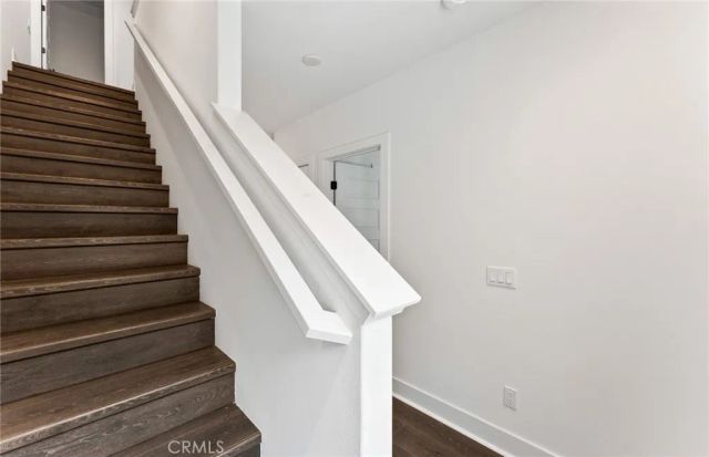 107 Sorrel Court, Burbank, CA 91506