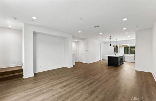 107 Sorrel Court, Burbank, CA 91506