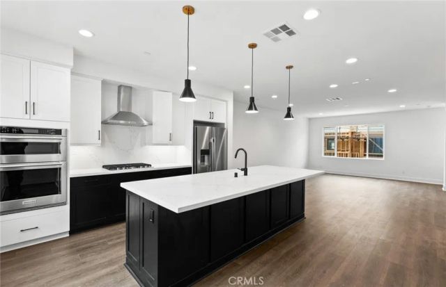 107 Sorrel Court, Burbank, CA 91506