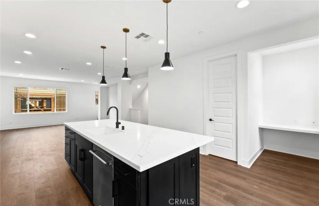 107 Sorrel Court, Burbank, CA 91506