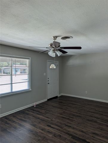 512 Judd, White Settlement, TX 76108