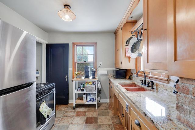 761 Sherwood Avenue, Saint Paul, MN 55106